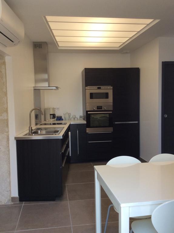 La Maison D'Estelle Apartment Laverune Luaran gambar
